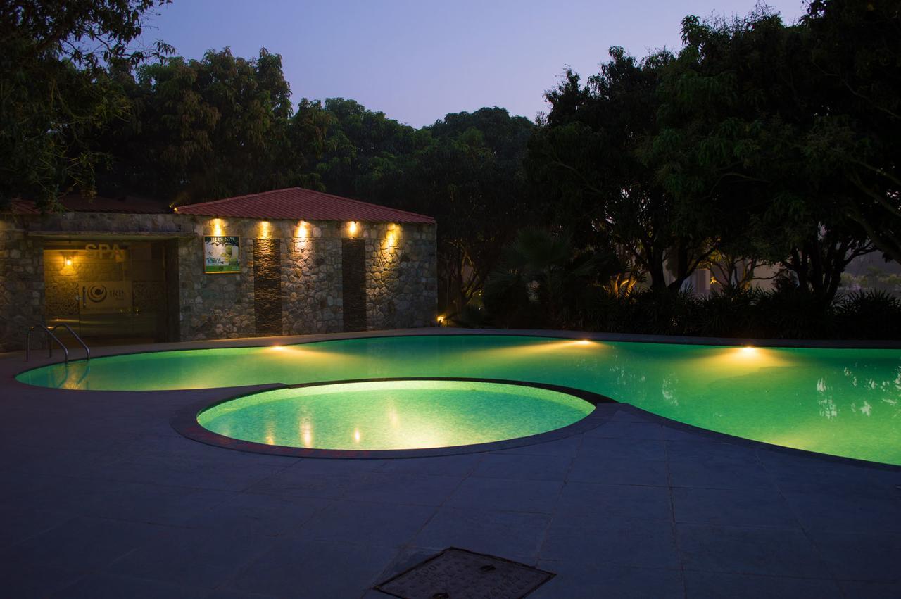 Corbett Wild Iris Spa And Resort Рамнагар Экстерьер фото
